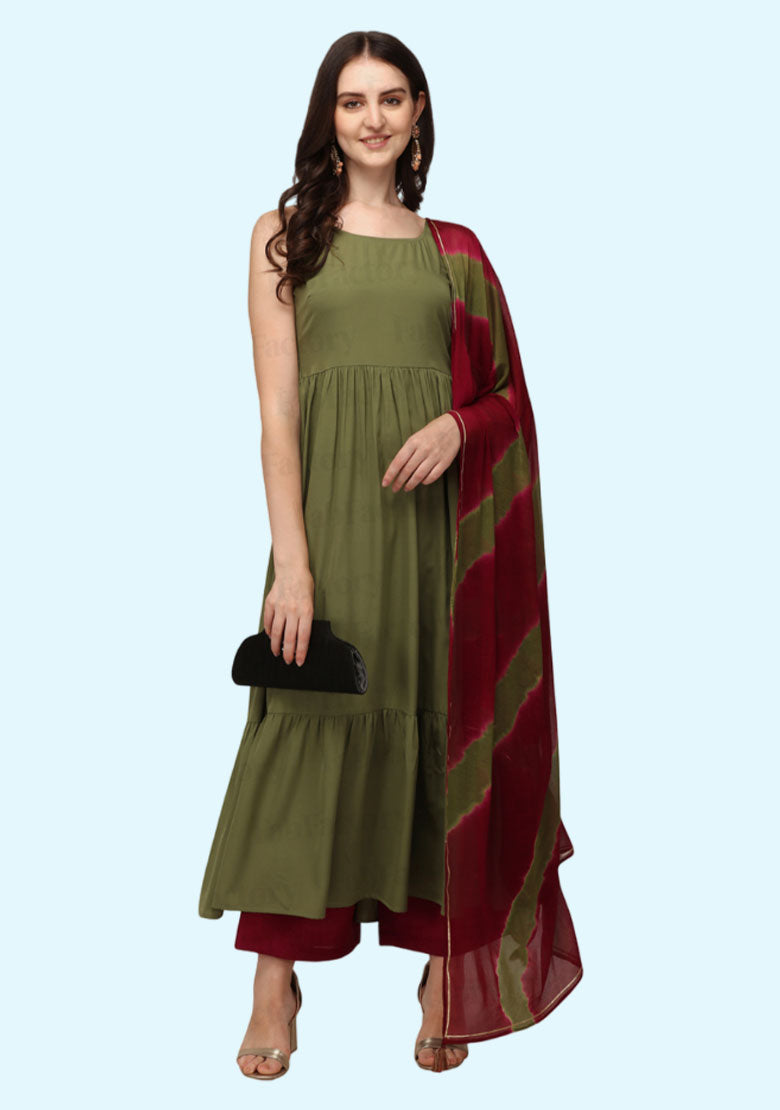 Grab The Fab Women's Poly Crepe Kurta with Duppata